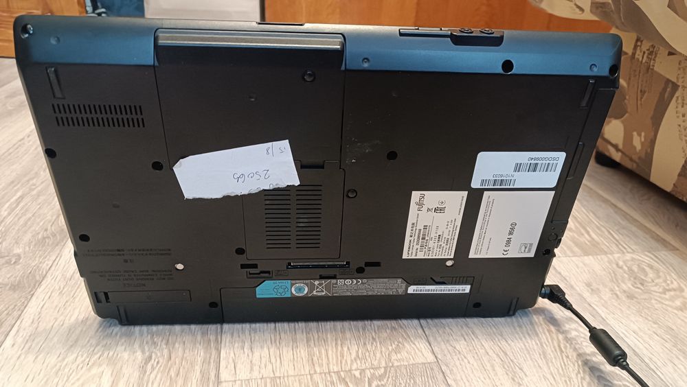 Ноутбук Fujitsu E752 Intel core i5 / RAM 8GB DDR3 240GB SSD