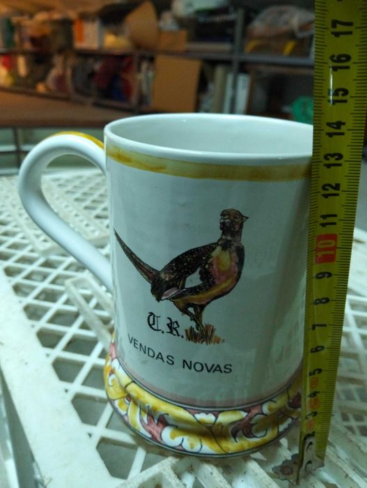 Duas peças de cerâmica