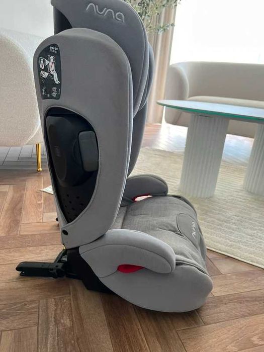 Fotelik samochodowy Nuna AACE 15-36 kg