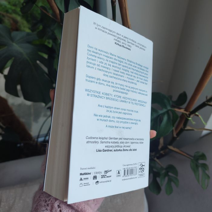 Książka Tess Gerritsen Kształt nocy stan idealny