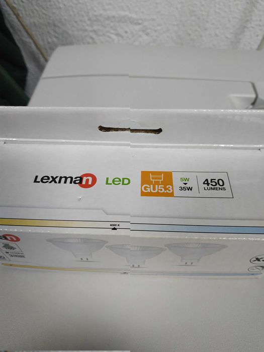 4  Lâmpadas de 12 Volts GU 5.3 LED 5/35 Watts NOVAS