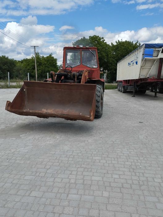 Продам навантажувач фронтальний Т-156