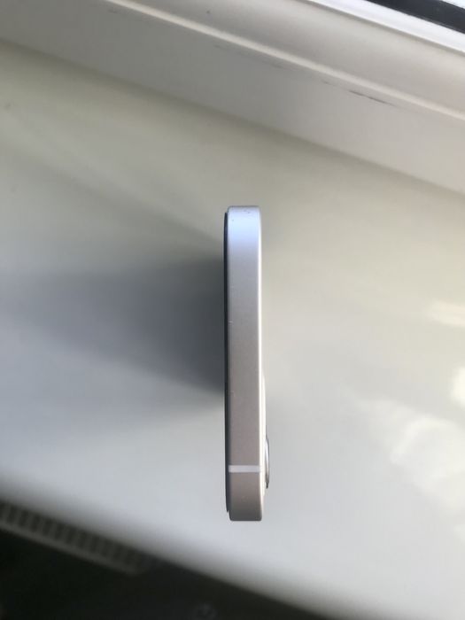 Iphone 12 на 64 Неверлок