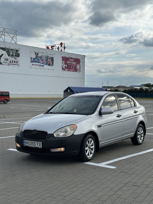 Hyundai Accent 1.4 газ-бензин
