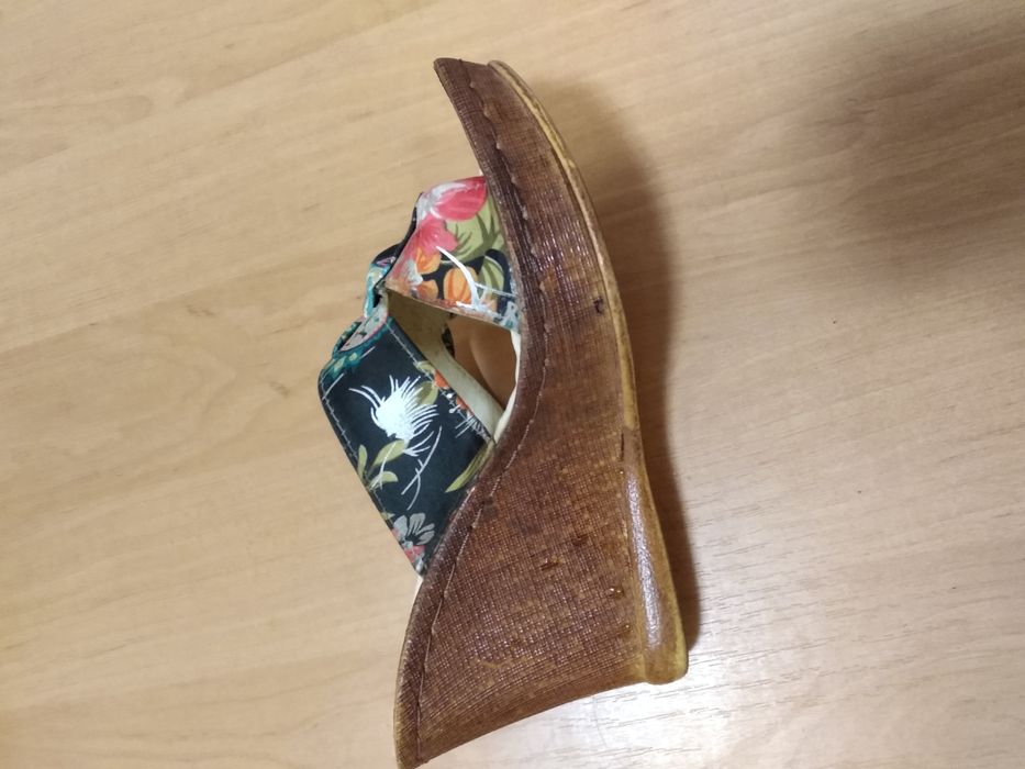 шлепанцы  шлепки