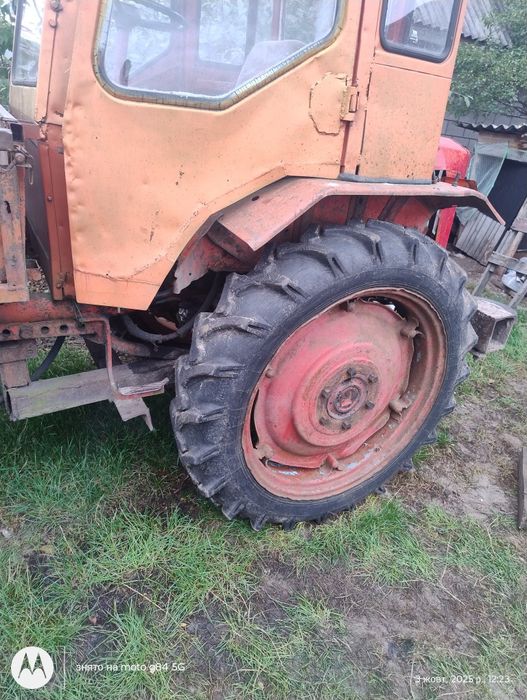 Продам т-16 Д-21