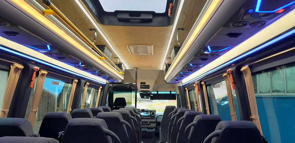 Przewóz  osób - wynajem busa lub autobusu - wesela - imprezy