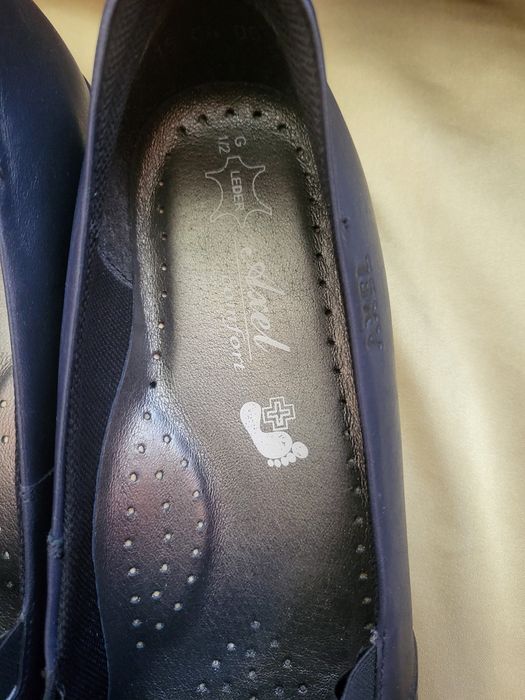 Półbuty Axel Comfort na koturnie czarne stopa cukrzycowa