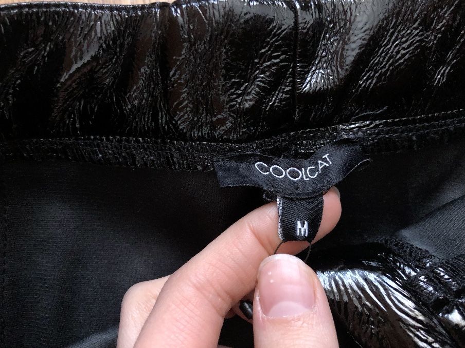 Skórzana spódnica mini lakierowana Coolcat nowa z metką M