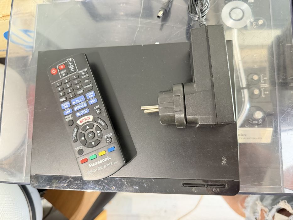 Odtwarzacz Blu-ray Panasonic z pilotem i zasilaczem super stan