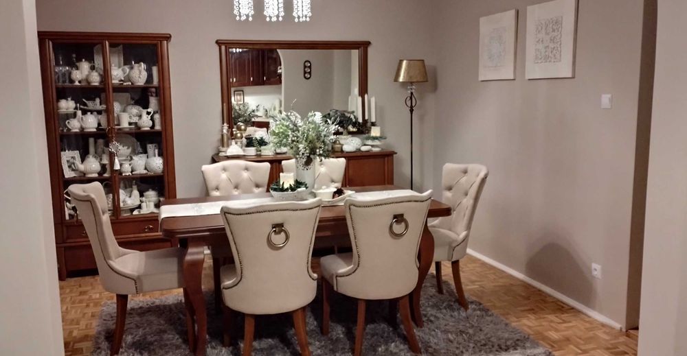 Zestaw mebli do salonu  stół + 6 krzeseł Producent nowy elegancki