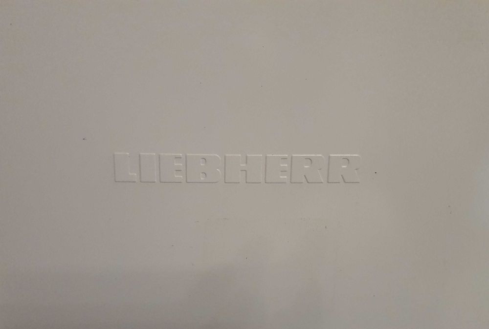 Frigorífico Liebherr CT2411 - Germany - 240 Litros - BOM ESTADO