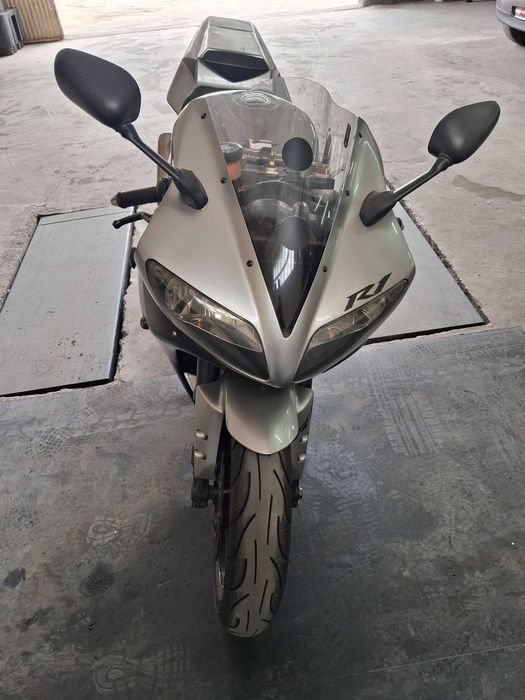 Vendo Yamaha r1 2003