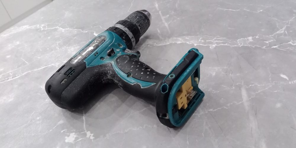 Wkrętarka udarowa akumulatorowa Makita 18V