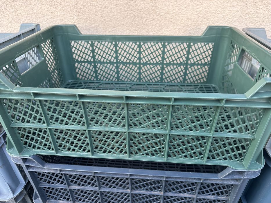 Skrzynki plastikowe 15kg