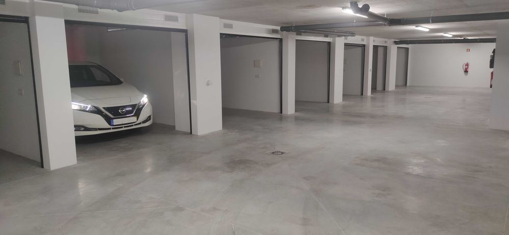 Apartamento T2 || Urb. Sta Clara - Leiria