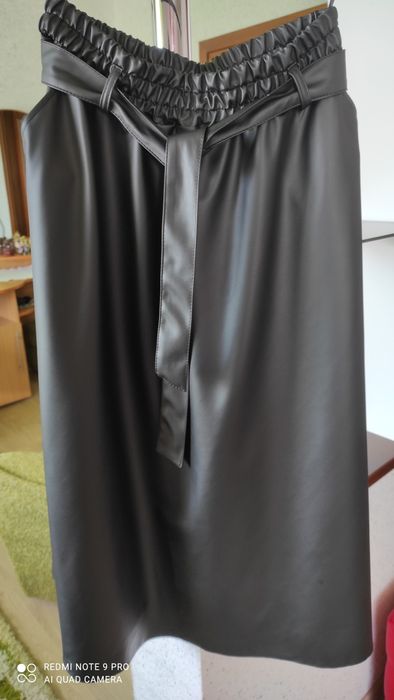 Спідниця з еко шкіри