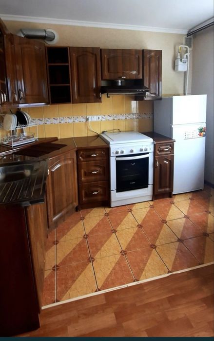 Здам 1 кв центр  міста