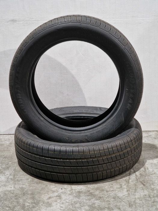 [Como Novos] 2 Pneus 195/60R18 GOODYEAR
