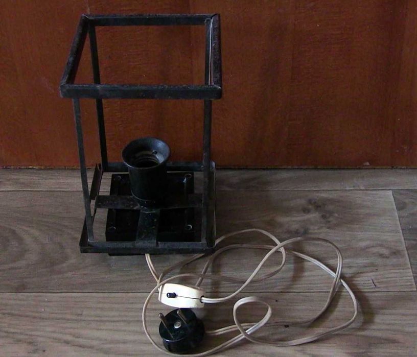 Корпус от Светильник СССР металл и карболит. (есть размеры. 8 фото)