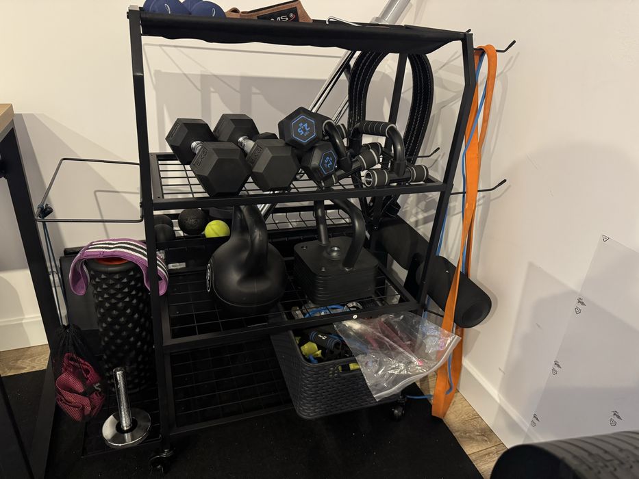 Metalowy regał fitness / na siłownię