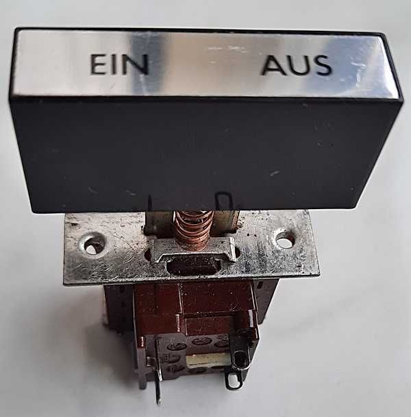 Wyłącznik Izostat niemiecki " Ein - Aus "