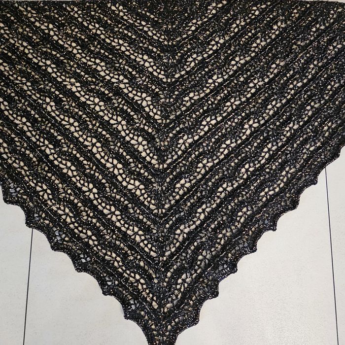 Chusta robiona na szydełku rękodzieło Handmade