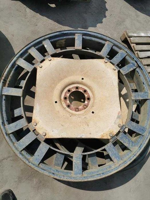 2 Felgi 8" R48 , wąskie koła uprawowe