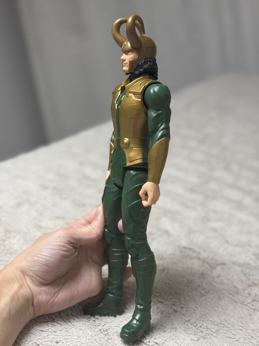 Ігрова фігурка Локі, 30 см