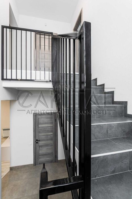 Продажа дома с дизайнерским ремонтом Гатне ГАЗ ГЕНЕРАТОР