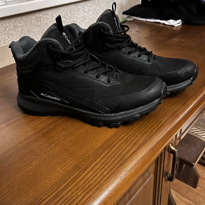 Продам зимове взуття