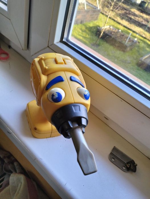 Zabawka wkrętarka wiertarka Bob budowniczy