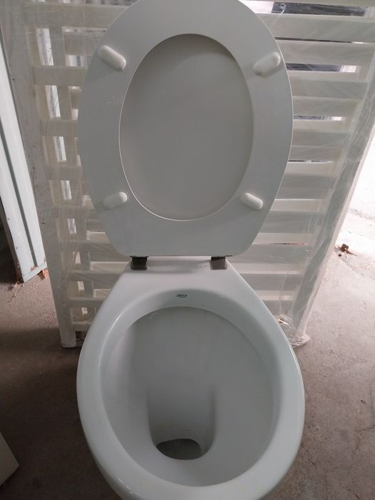 Sanita  Branca Roca com tampo