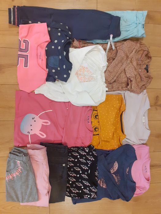 Paka ubrań dla dziewczynki 110/116