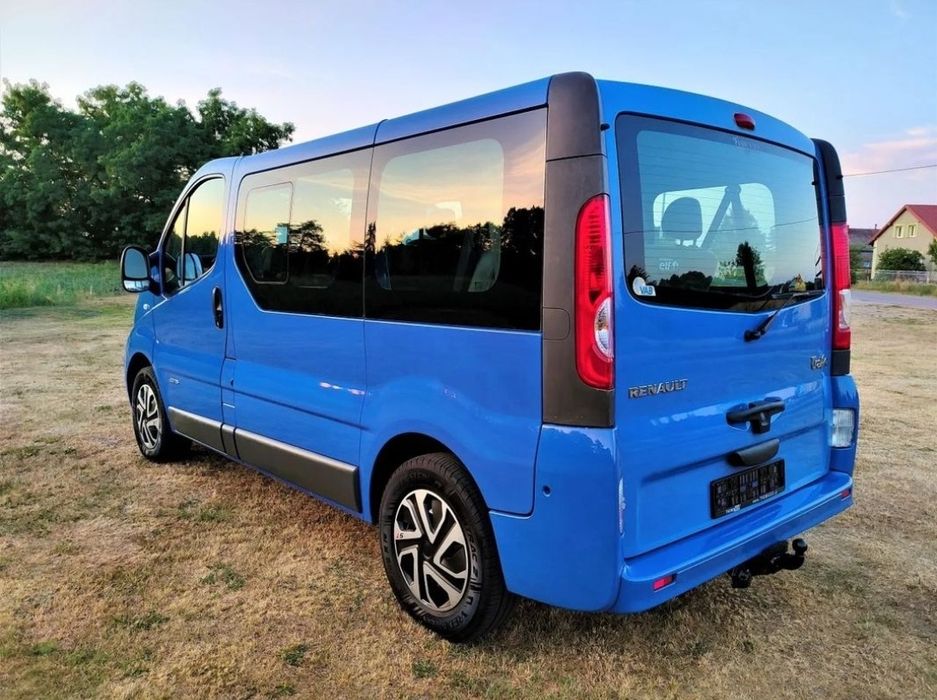WYNAJEM BUSA Renault Trafic 8-io i 9-io osobowy. Klima, HAK / WOLNE TE