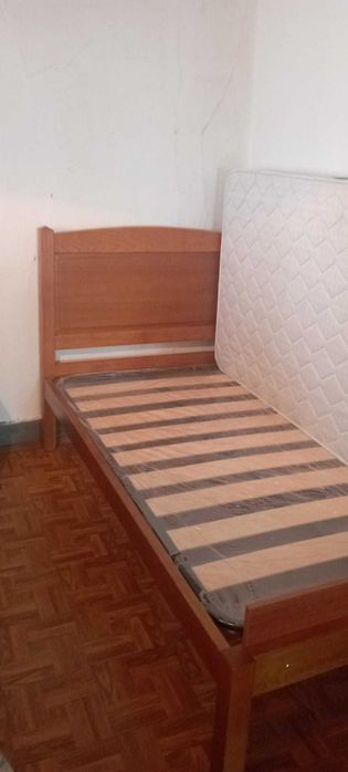 Cama com Colchão