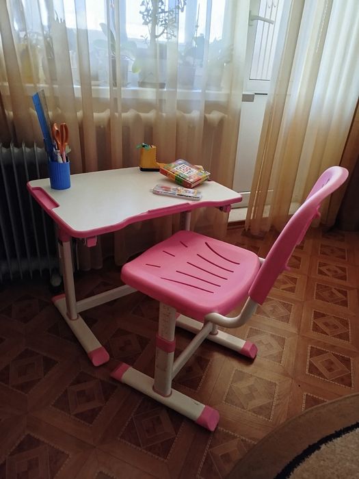 Продам парту + стілець Cubby
