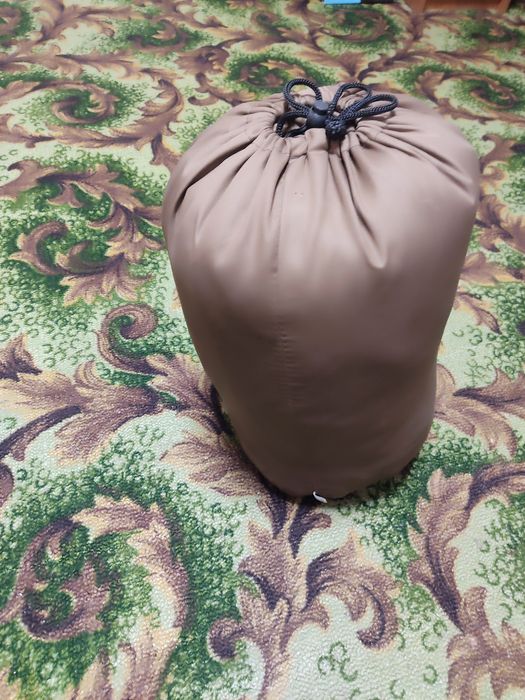 Продам спальный мешок в отличном состоянии размер L