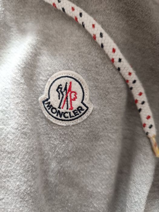 зіпка Moncler сіра