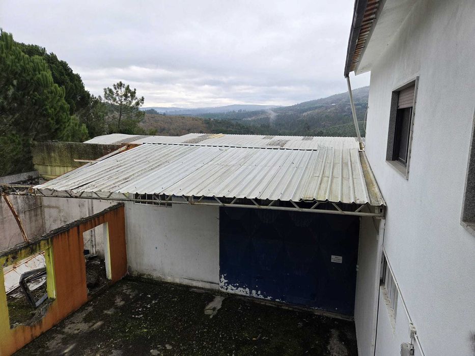 Cobertura e estrutura