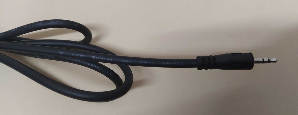 Cabo Adaptador Série RS232 DB9 Fêmea para Jack 2.5mm (Micro Jack)- Novo
