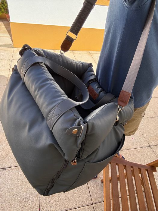 Cama/alcofa de transporte para cão