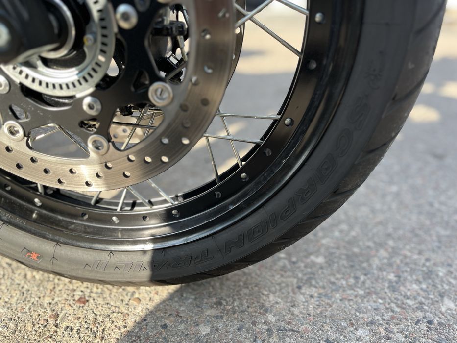 Suzuki DL 650 2021