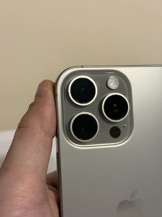 iPhone 16 Pro Max 1TB e-sim Natural Titanium, ідеальний стан, гарантія