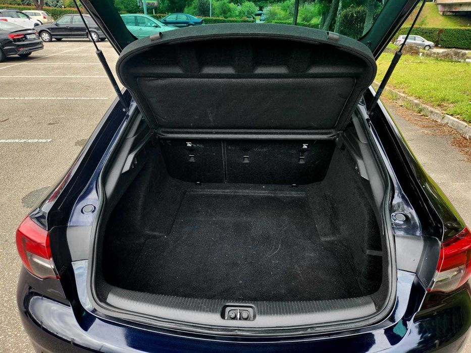 Opel Insignia 2018 preço final para vender domingo 30/08