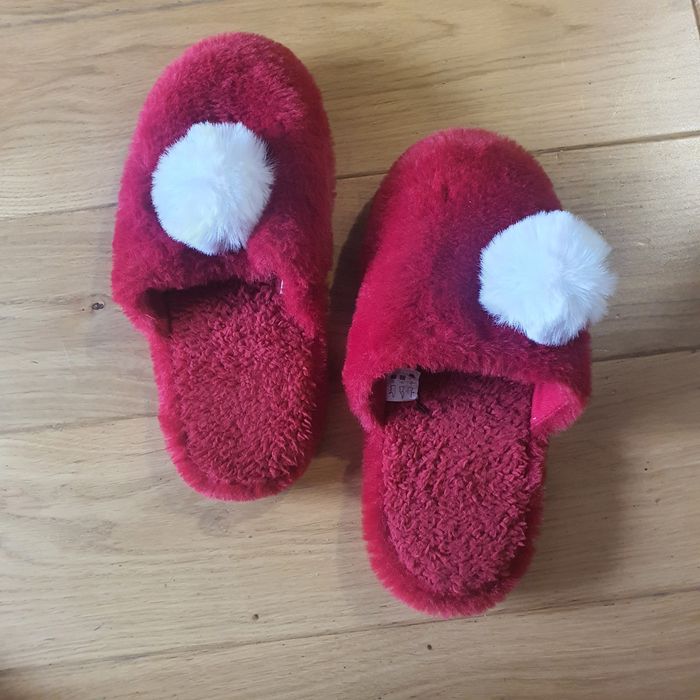 Kapcie klapki 36/37