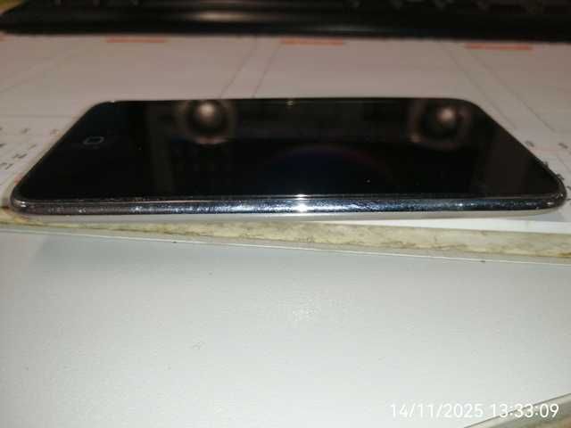 iPod Touch 8 GB prateado