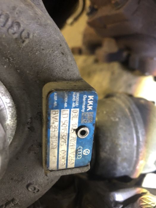 Турбіна Турбина Audi A4 B8 A5 Q5 2.0 tdi CAH CAG CJC Турбонагнетатель