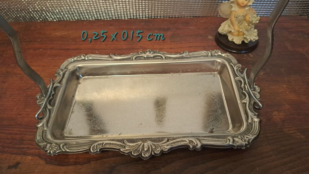 Bule, porta guardanapos e travessa