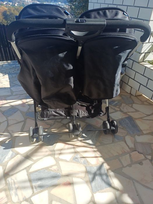 Carrinho de gémeos da Chicco64862823795201123